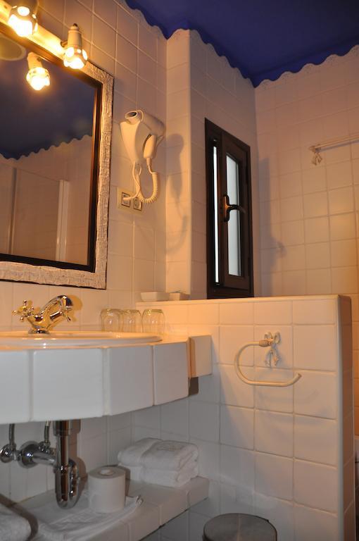 Apartamentos Turisticos Dona Maria La Brava Plasencia Exterior photo